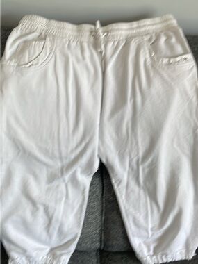 Onyx White Drawstring Capri Pants